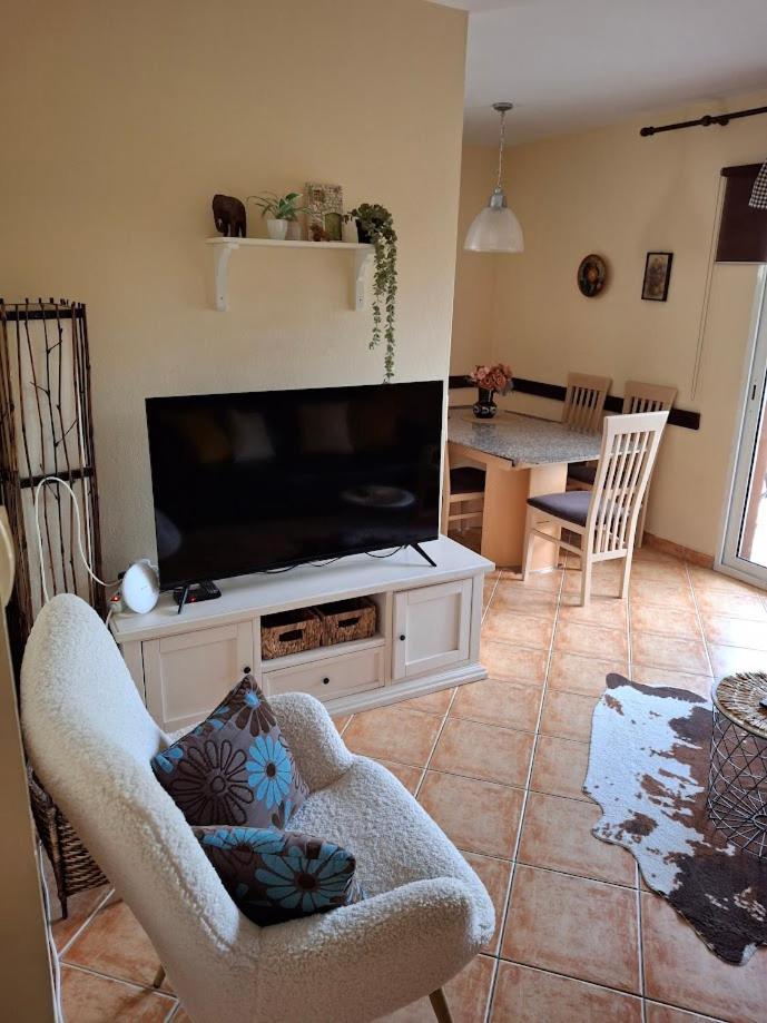 Apartments Popaj Komiža المظهر الخارجي الصورة