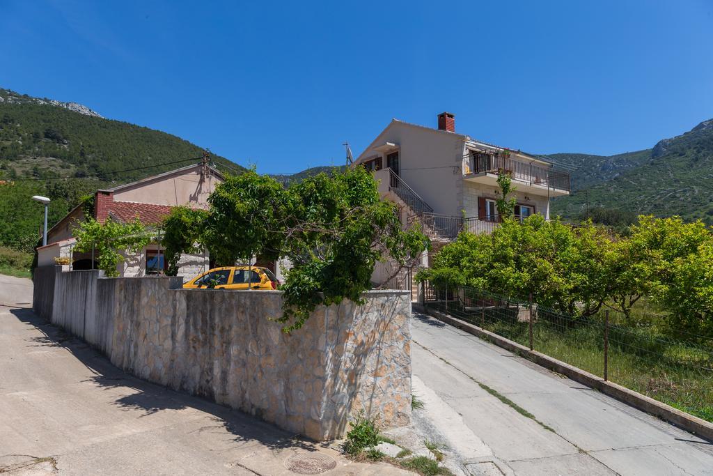 Apartments Popaj Komiža المظهر الخارجي الصورة