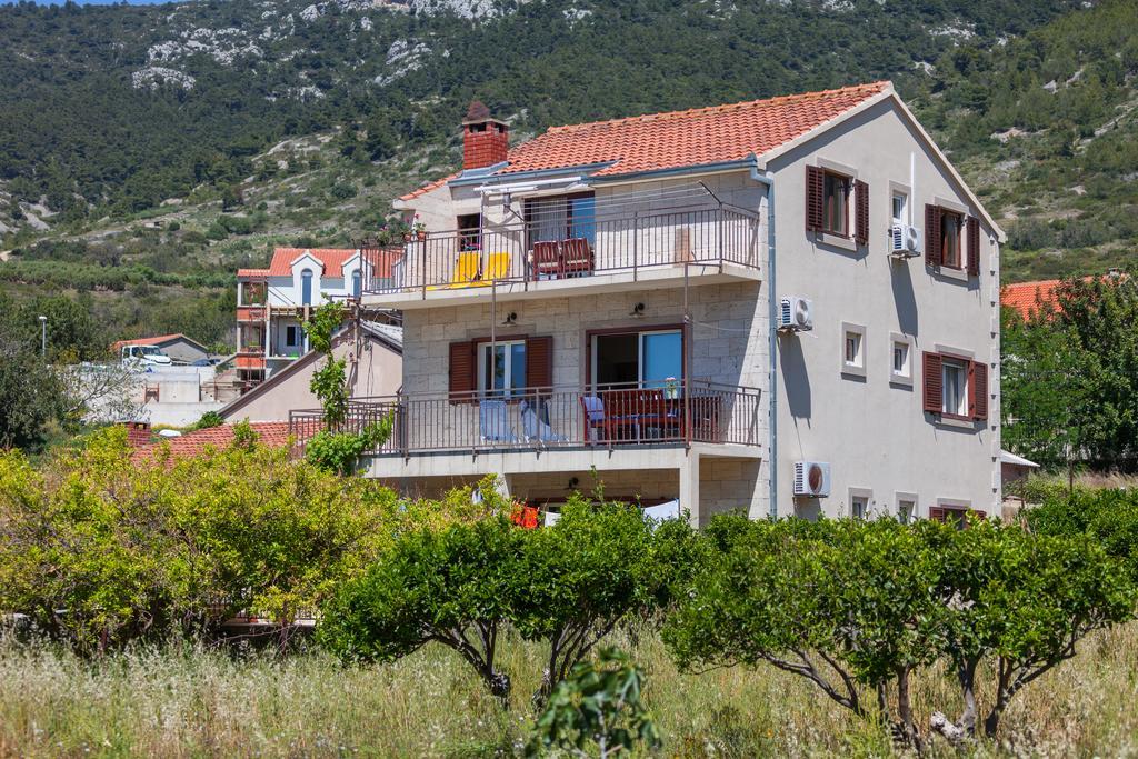 Apartments Popaj Komiža المظهر الخارجي الصورة