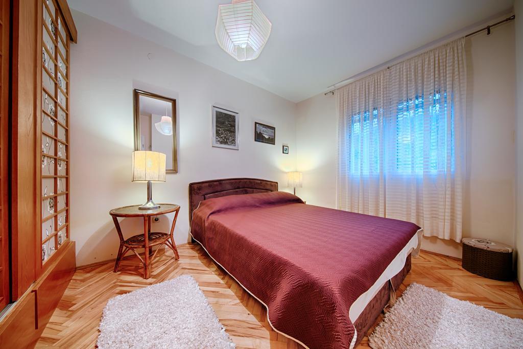 Apartments Popaj Komiža المظهر الخارجي الصورة